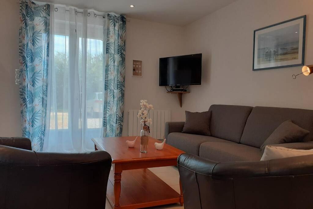 Appartement 4 Pers Dans Longere A 800M De La Plage Plouhinec  Экстерьер фото